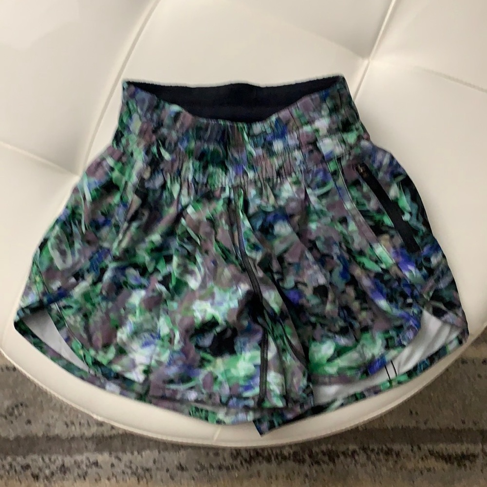 Lululemon size 0, 4 inch tracker shorts, excellent condition